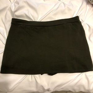 Army green bodycon skort